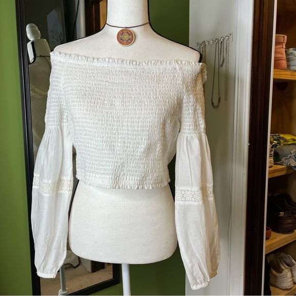 Gianni Bini Smocked Lantern Sleeve top size XL - Picture 1 of 5